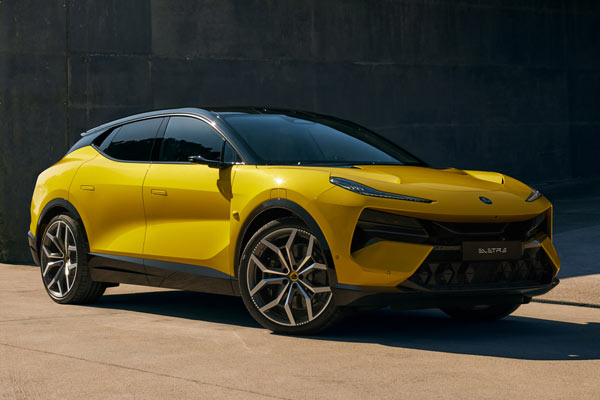 Lotus Emira test drive Campello Motors Padova