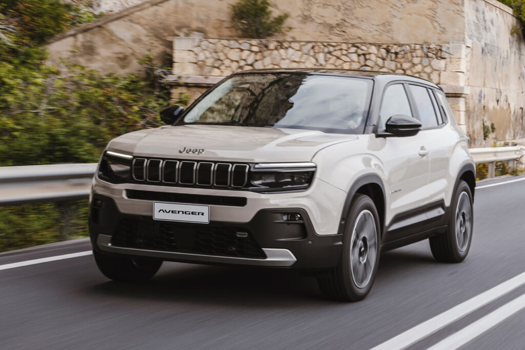 offerta jeep avenger km zero campello motors 01